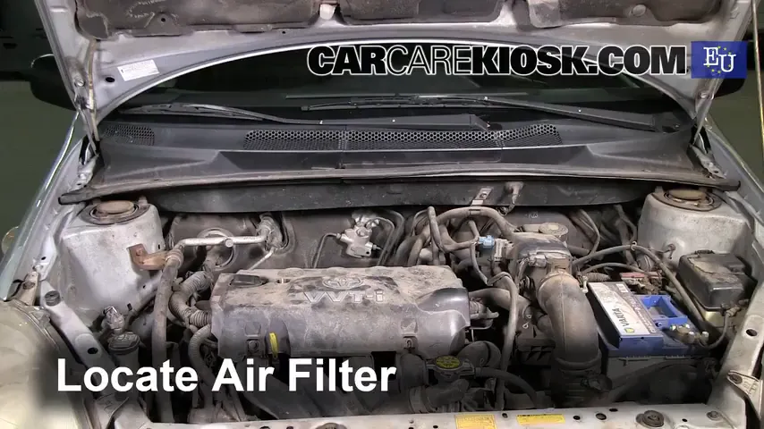 2003 Toyota Yaris 1.3L 4 Cyl. Air Filter (Engine) Replace